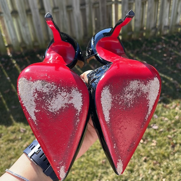 Christian Louboutin black patent pumps - Picture 11 of 16